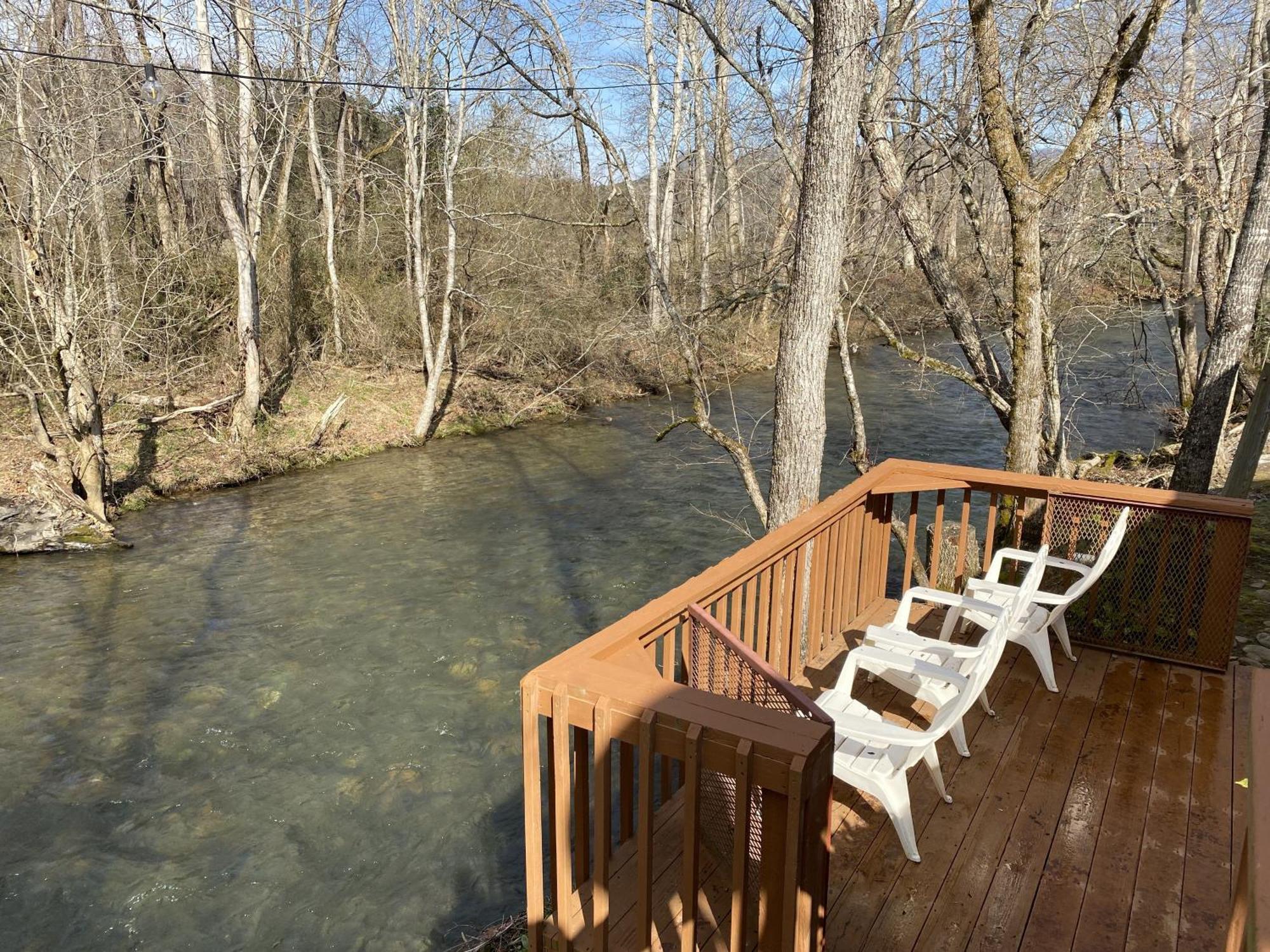 Gray'S Place On Cosby Creek - 2 Bedrooms, 2 Baths, Sleeps 6 Home Екстериор снимка