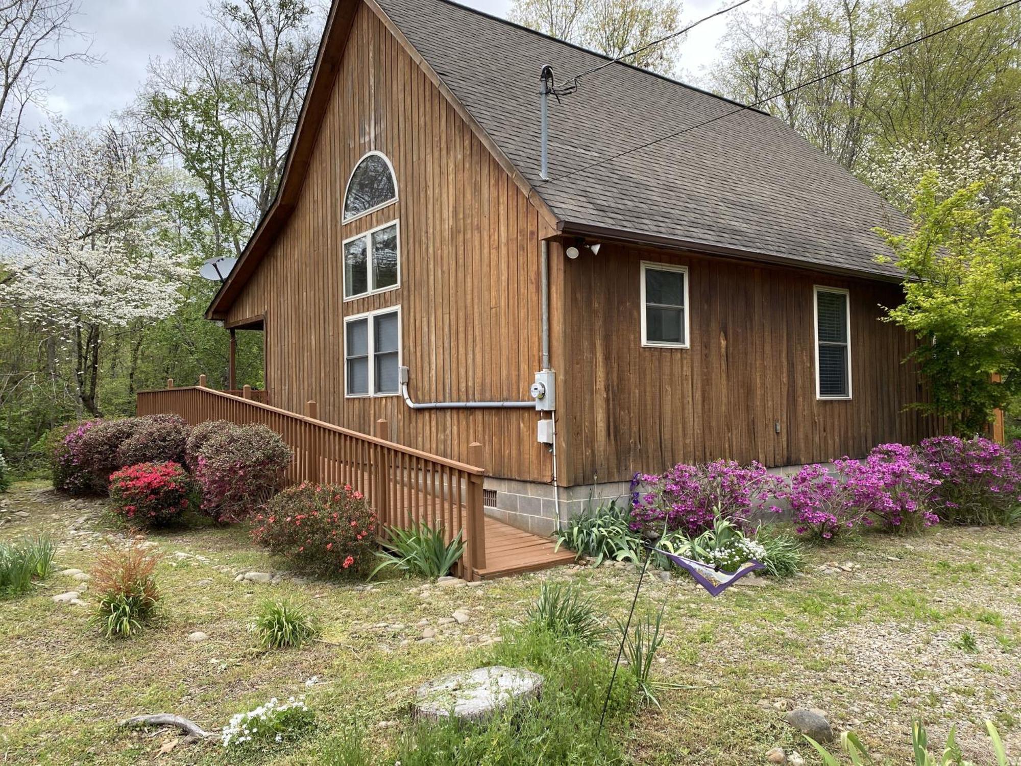 Gray'S Place On Cosby Creek - 2 Bedrooms, 2 Baths, Sleeps 6 Home Екстериор снимка