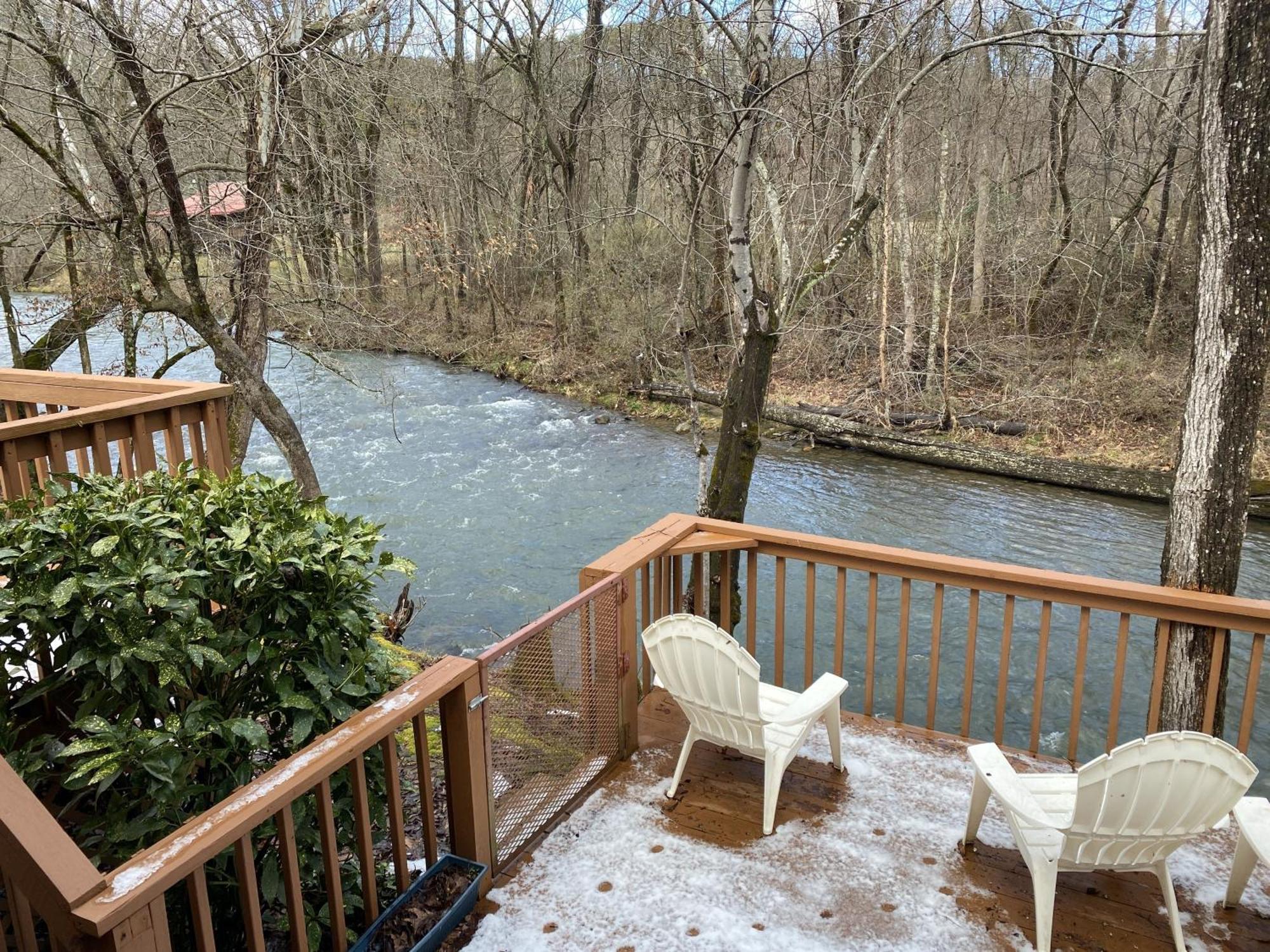 Gray'S Place On Cosby Creek - 2 Bedrooms, 2 Baths, Sleeps 6 Home Екстериор снимка